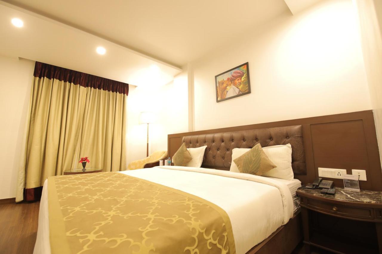 Airport Hotel Bollywood Paradise New Delhi Ngoại thất bức ảnh